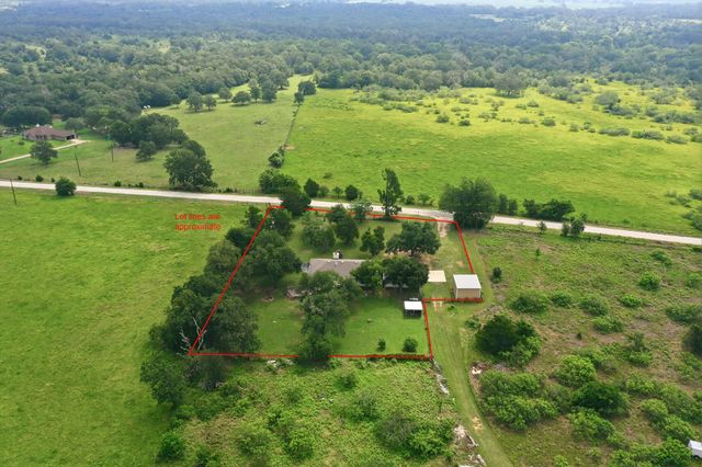 900 County Road 474, Elgin, TX 78621
