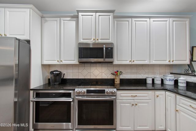 3498 Members Club Boulevard, Southport, NC 28461