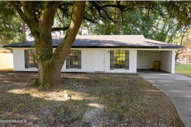 404 Rampart Street, Carencro, LA 70520