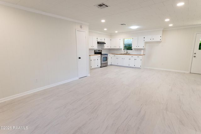 404 Rampart Street, Carencro, LA 70520