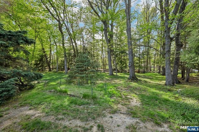 501 Terhune Terrace, Wyckoff, NJ 07481