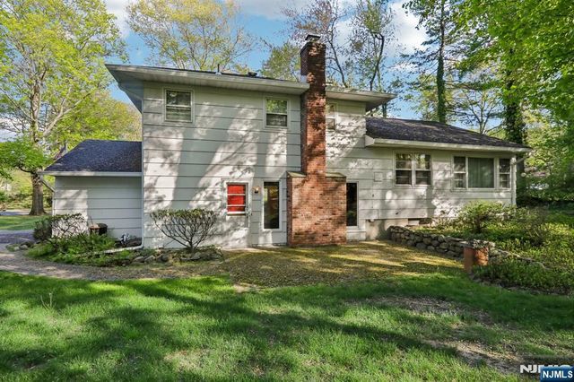501 Terhune Terrace, Wyckoff, NJ 07481