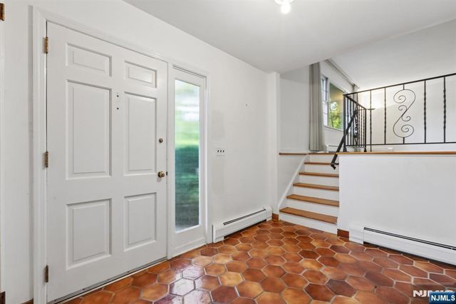 501 Terhune Terrace, Wyckoff, NJ 07481
