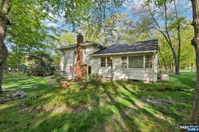 501 Terhune Terrace, Wyckoff, NJ 07481