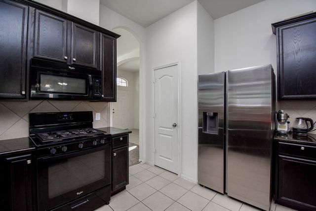 2534 Seahorse Bend Drive, Katy, TX 77449