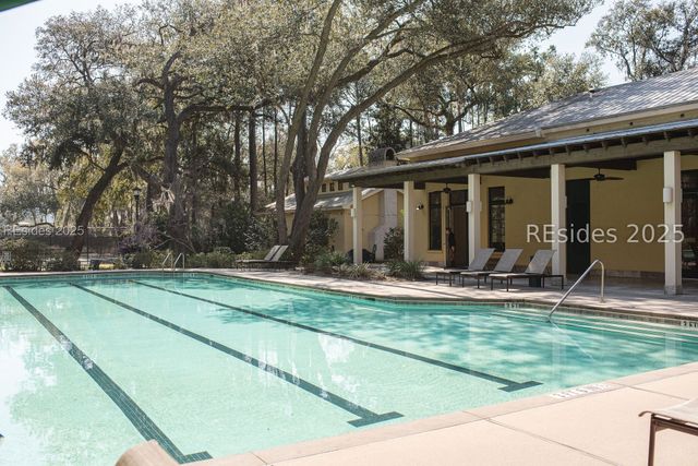 30 Sweet Olive Dr, Beaufort, SC 29907