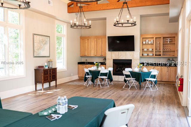 30 Sweet Olive Dr, Beaufort, SC 29907