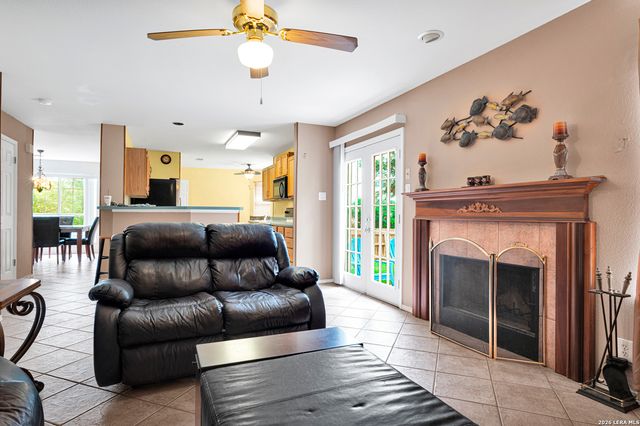 7015 CORAL SPGS, San Antonio, TX 78250