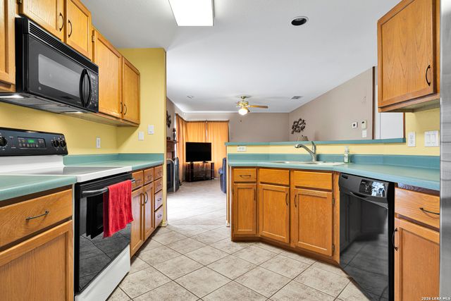 7015 CORAL SPGS, San Antonio, TX 78250