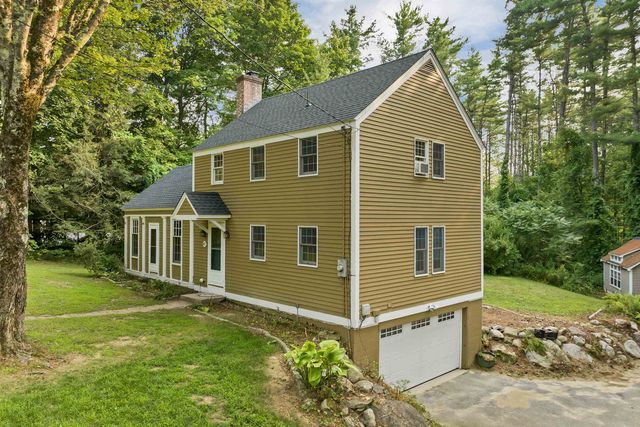 67 Middleton Road, Wolfeboro, NH 03894