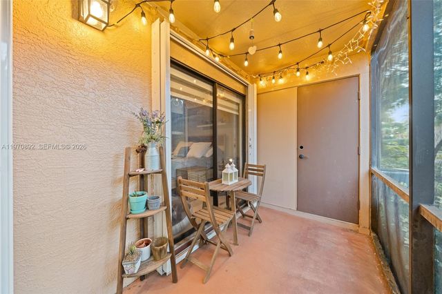 15599 SW 106th Ln 1209, Miami, FL 33196