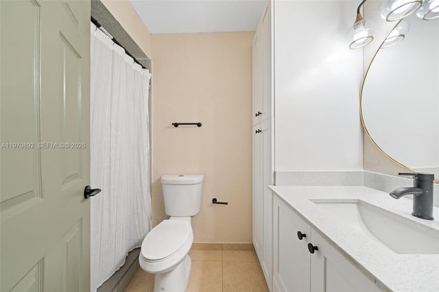 15599 SW 106th Ln 1209, Miami, FL 33196