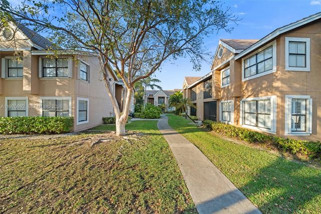 15599 SW 106th Ln 1209, Miami, FL 33196