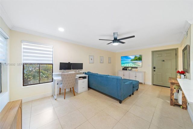 15599 SW 106th Ln 1209, Miami, FL 33196