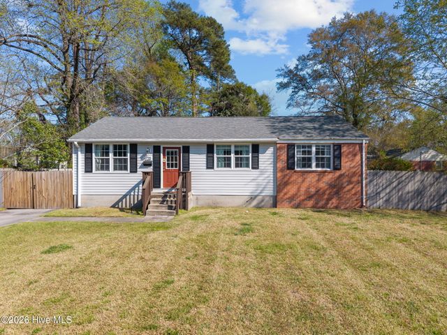 720 Barn Street, Jacksonville, NC 28540