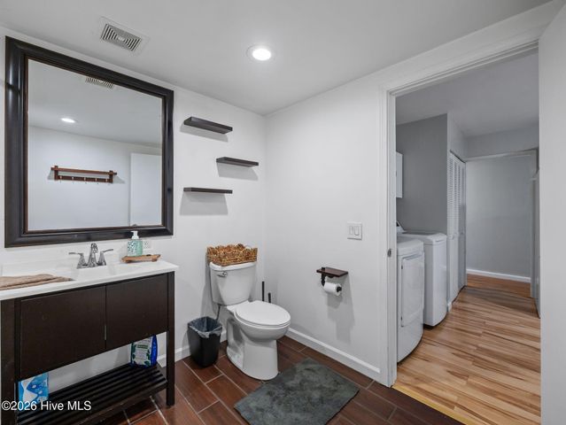 720 Barn Street, Jacksonville, NC 28540