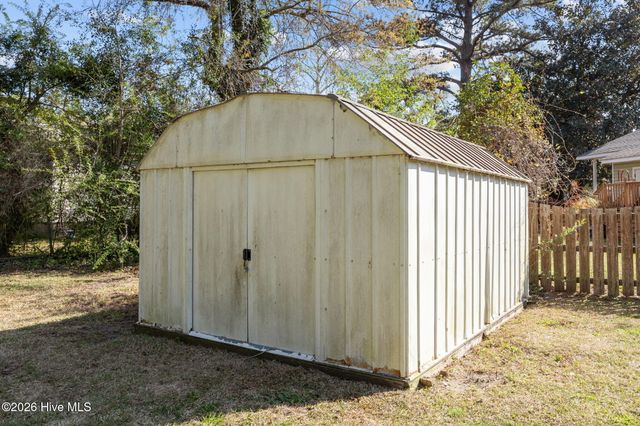 720 Barn Street, Jacksonville, NC 28540