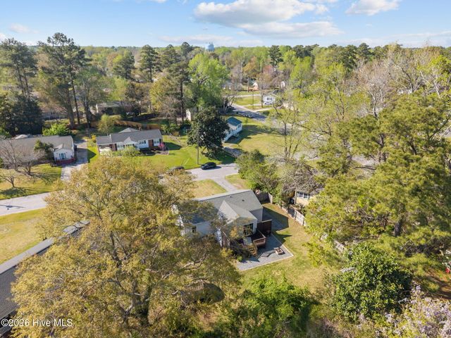 720 Barn Street, Jacksonville, NC 28540