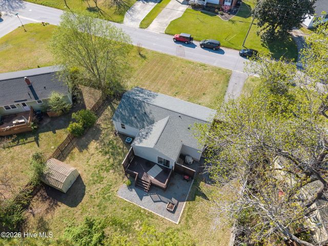 720 Barn Street, Jacksonville, NC 28540