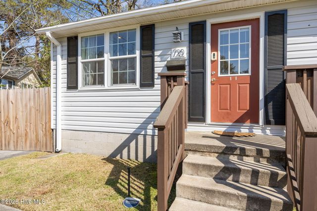 720 Barn Street, Jacksonville, NC 28540