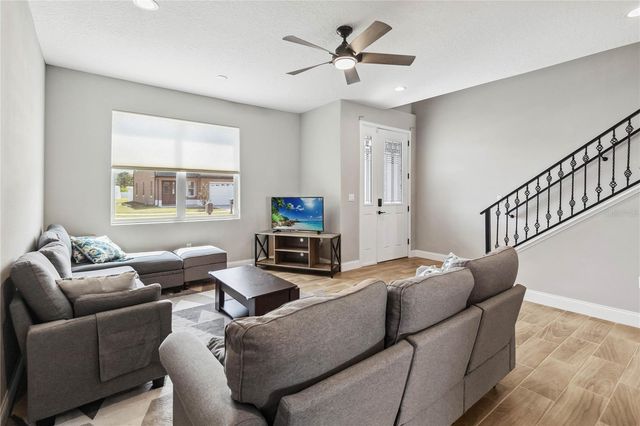 6592 TAXIWAY CIRCLE, Orlando, FL 32822