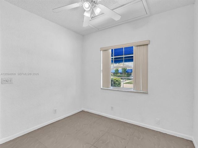 5201 SW 31st Avenue 112, Dania Beach, FL 33312