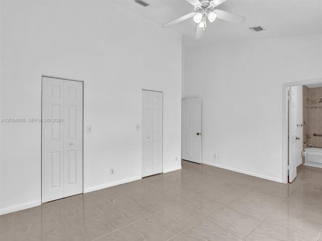 5201 SW 31st Avenue 112, Dania Beach, FL 33312