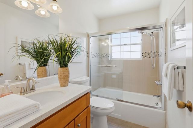 1945 Mount Vernon Court 4, Mountain View, CA 94040