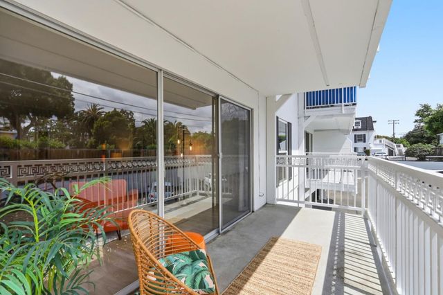 1945 Mount Vernon Court 4, Mountain View, CA 94040