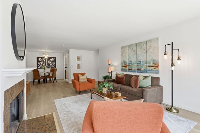 1945 Mount Vernon Court 4, Mountain View, CA 94040