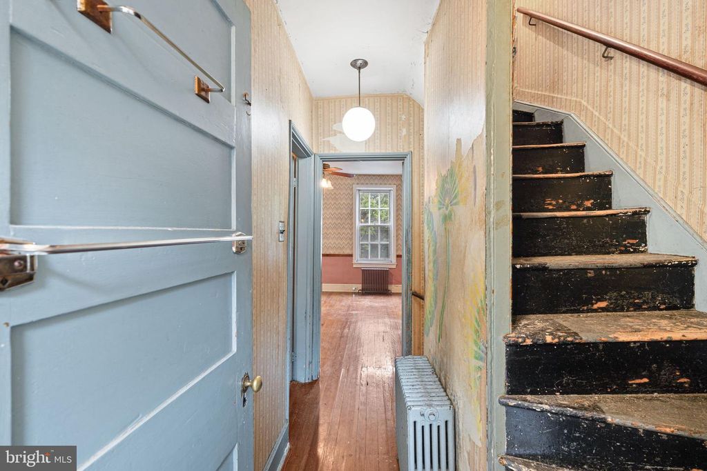1224 PINE ST, Philadelphia, PA 19107