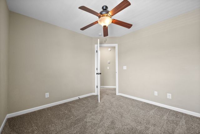 358 Wingfield Dr, Clarksville, TN 37043