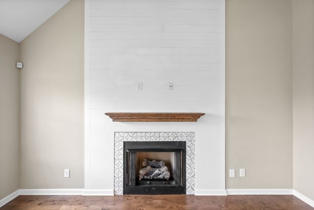 358 Wingfield Dr, Clarksville, TN 37043