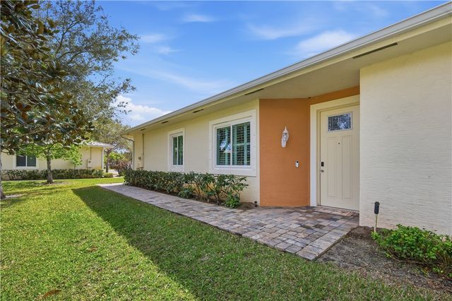 2619 Langrove Lane SW 2619, Vero Beach, FL 32962