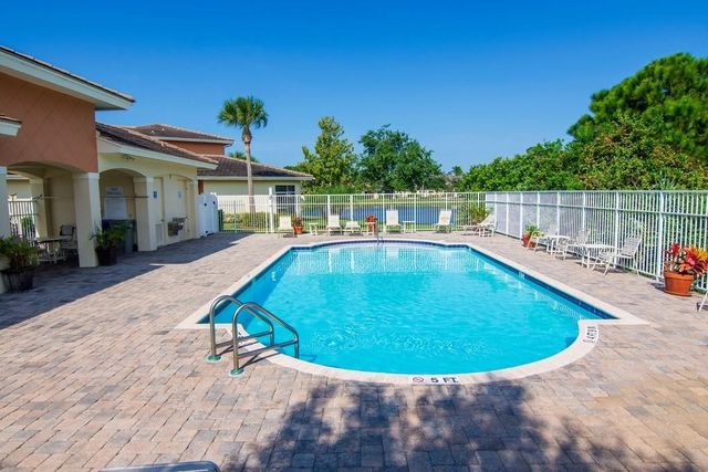 2619 Langrove Lane SW 2619, Vero Beach, FL 32962