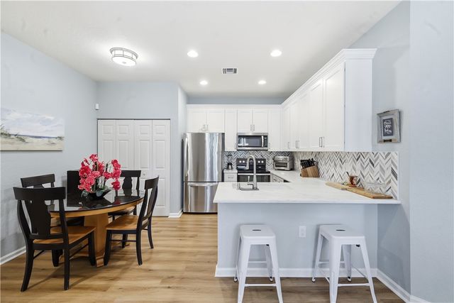 2619 Langrove Lane SW 2619, Vero Beach, FL 32962