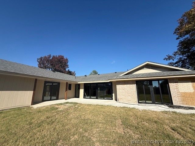 2200 Cloverleaf Place, Ardmore, OK 73401
