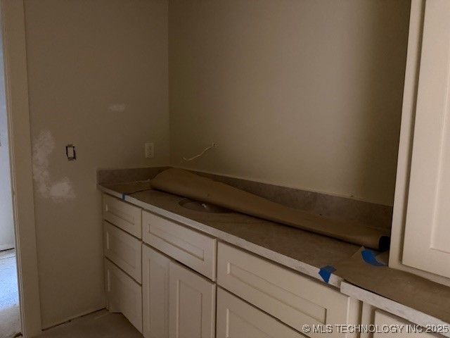 2200 Cloverleaf Place, Ardmore, OK 73401