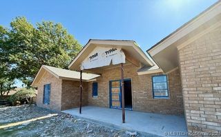 2200 Cloverleaf Place, Ardmore, OK 73401