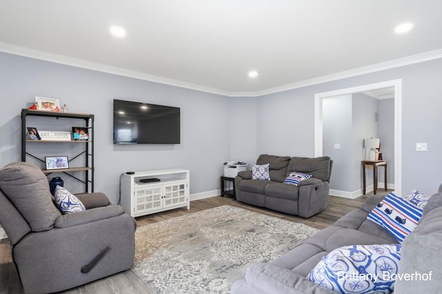 6795 N Noffke Drive, Caledonia, MI 49316