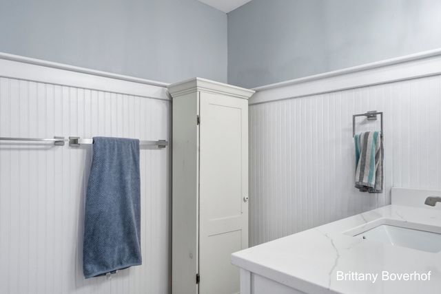 6795 N Noffke Drive, Caledonia, MI 49316