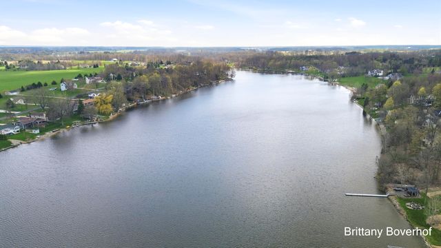 6795 N Noffke Drive, Caledonia, MI 49316