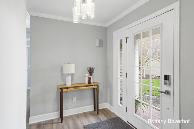 6795 N Noffke Drive, Caledonia, MI 49316