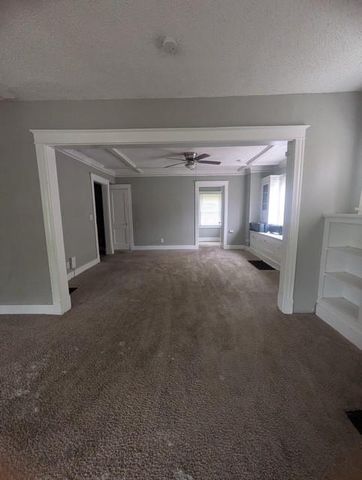 5341 Swope Parkway, Kansas City, MO 64130