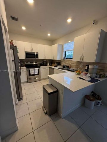 15929 SW 2nd Place, Pembroke Pines, FL 33027