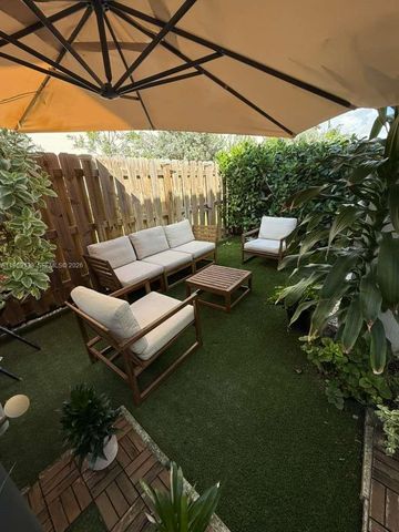 15929 SW 2nd Place, Pembroke Pines, FL 33027