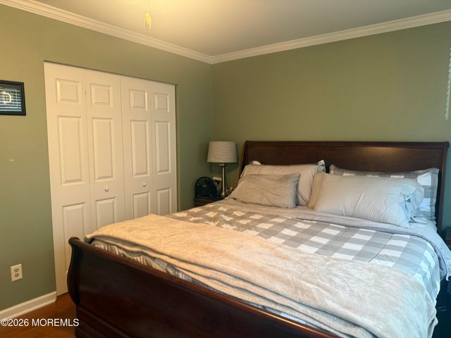 15 Barre Drive, Howell, NJ 07731
