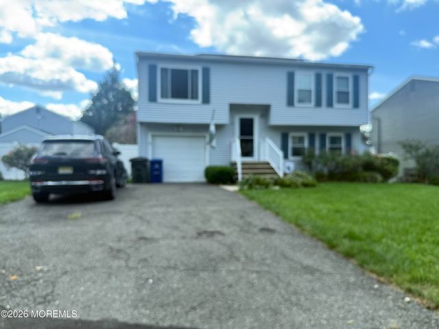 15 Barre Drive, Howell, NJ 07731