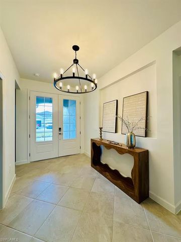 9291 Aqua Overlook CT, Lehigh Acres, FL 33936
