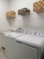 9291 Aqua Overlook CT, Lehigh Acres, FL 33936